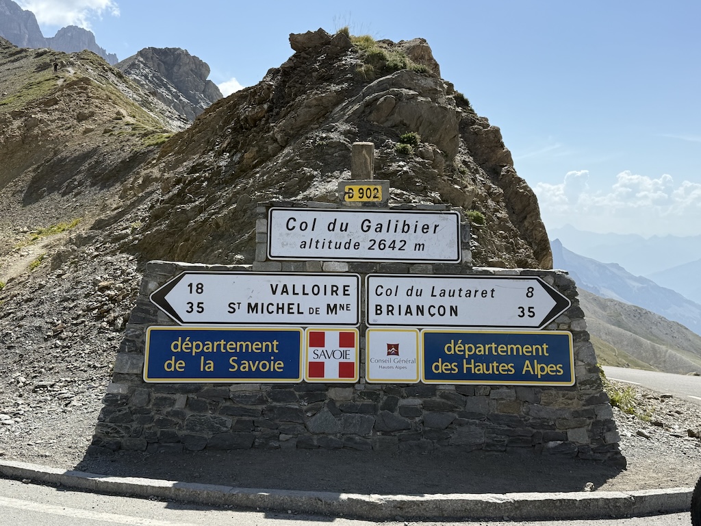 Les plus beaux cols des Hautes-Alpes à vélo à Montgenèvre
